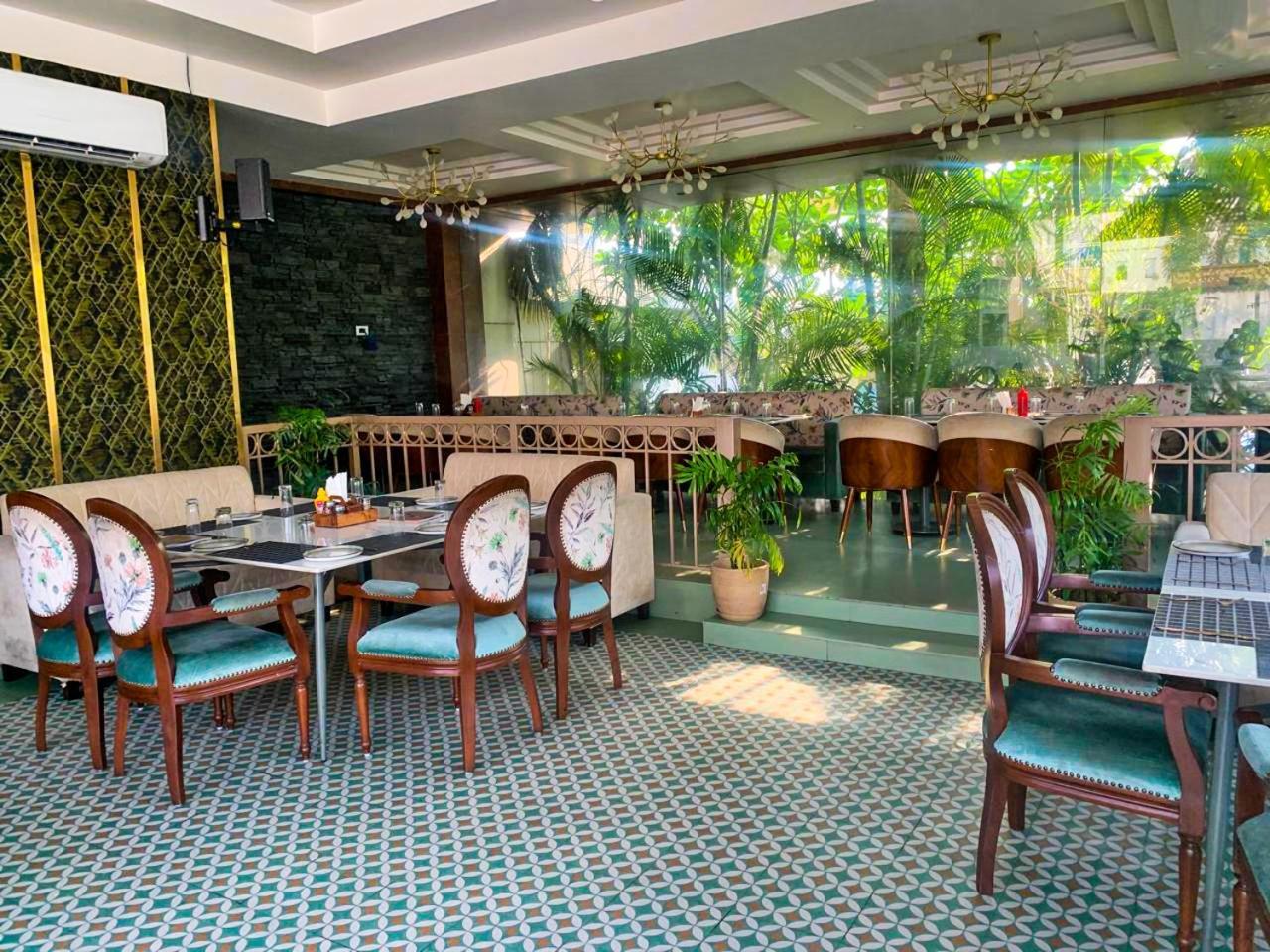 Pink Villa Boutique Hotel Meerut Bagian luar foto