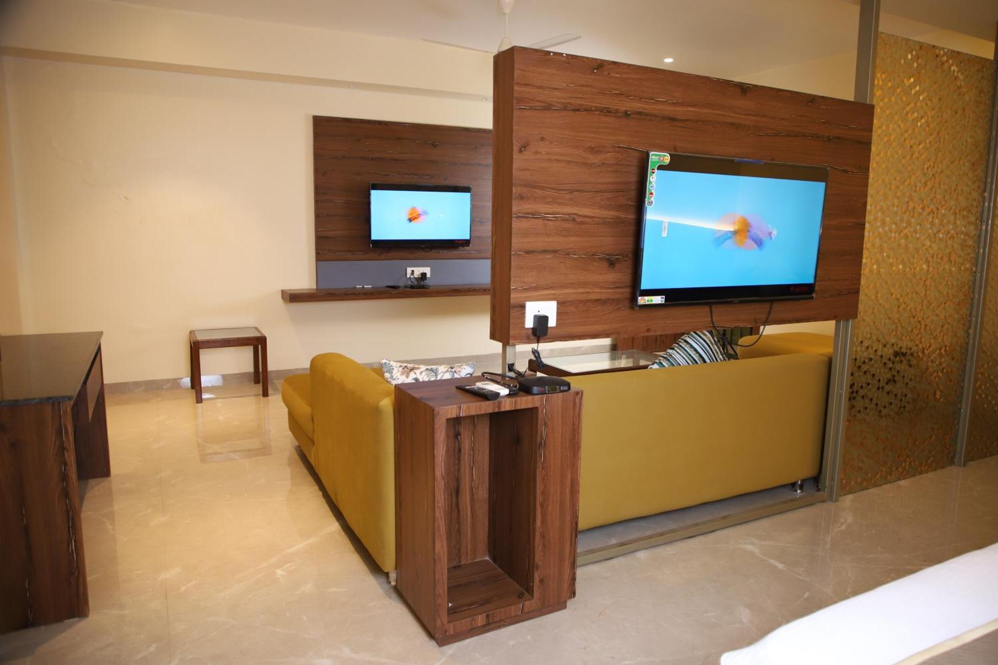 Pink Villa Boutique Hotel Meerut Bagian luar foto