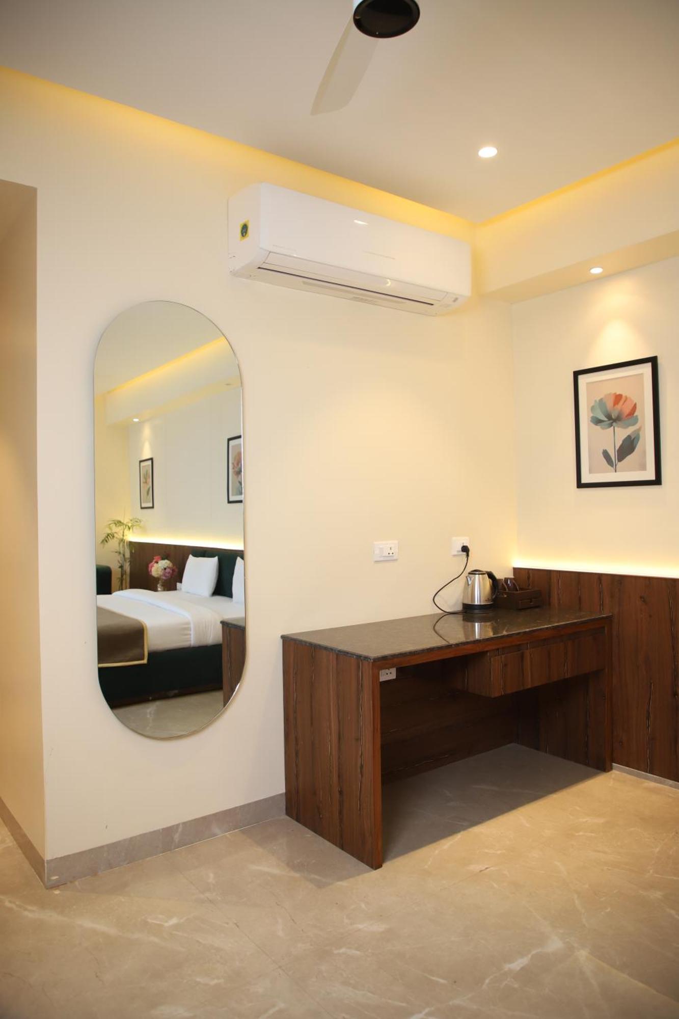 Pink Villa Boutique Hotel Meerut Bagian luar foto