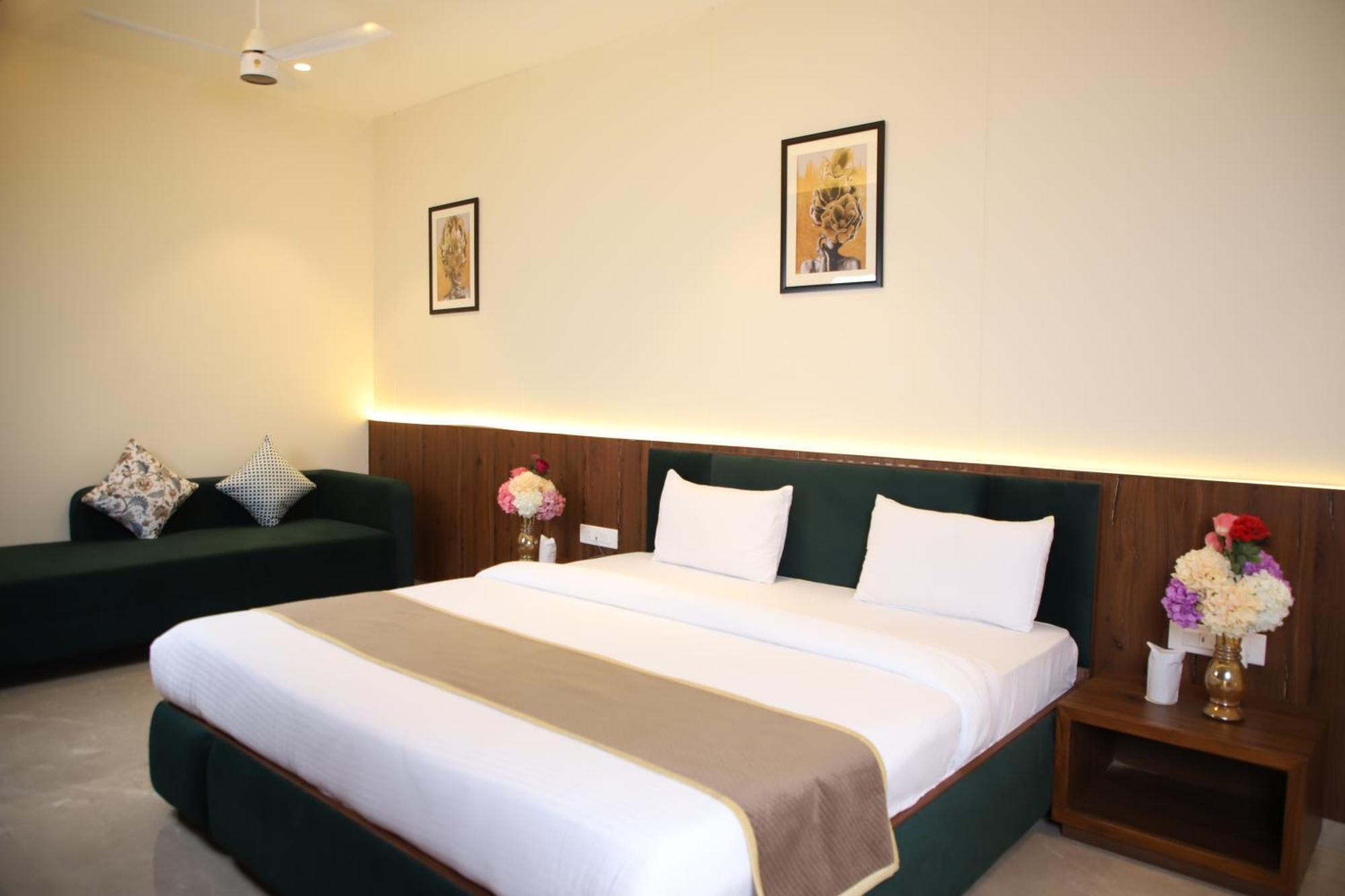 Pink Villa Boutique Hotel Meerut Bagian luar foto